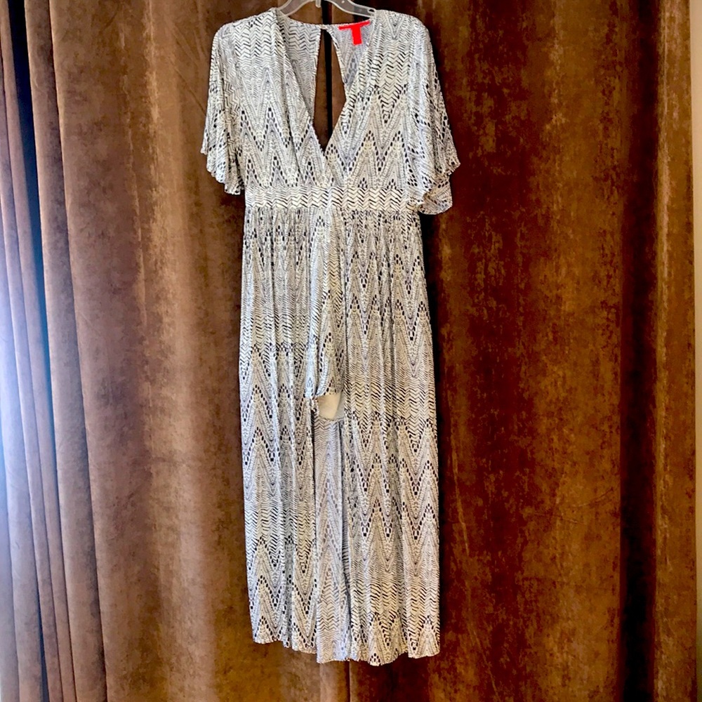 Sweet flowing romper by C&V. Large
